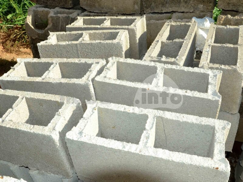 BOUTOU MERE SARL ( Fabrication de Parpaing )