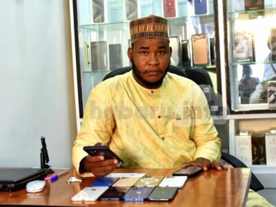 Yero Mobile Shop